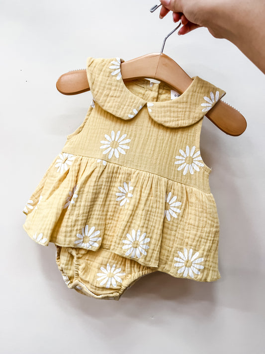 Buttercup Daisy Romper - PACK (0/3M, 3/6M, 6/9M, 9/12M, 12/18M)