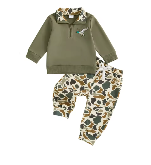 Collared Cozy Hunter Joggers Set